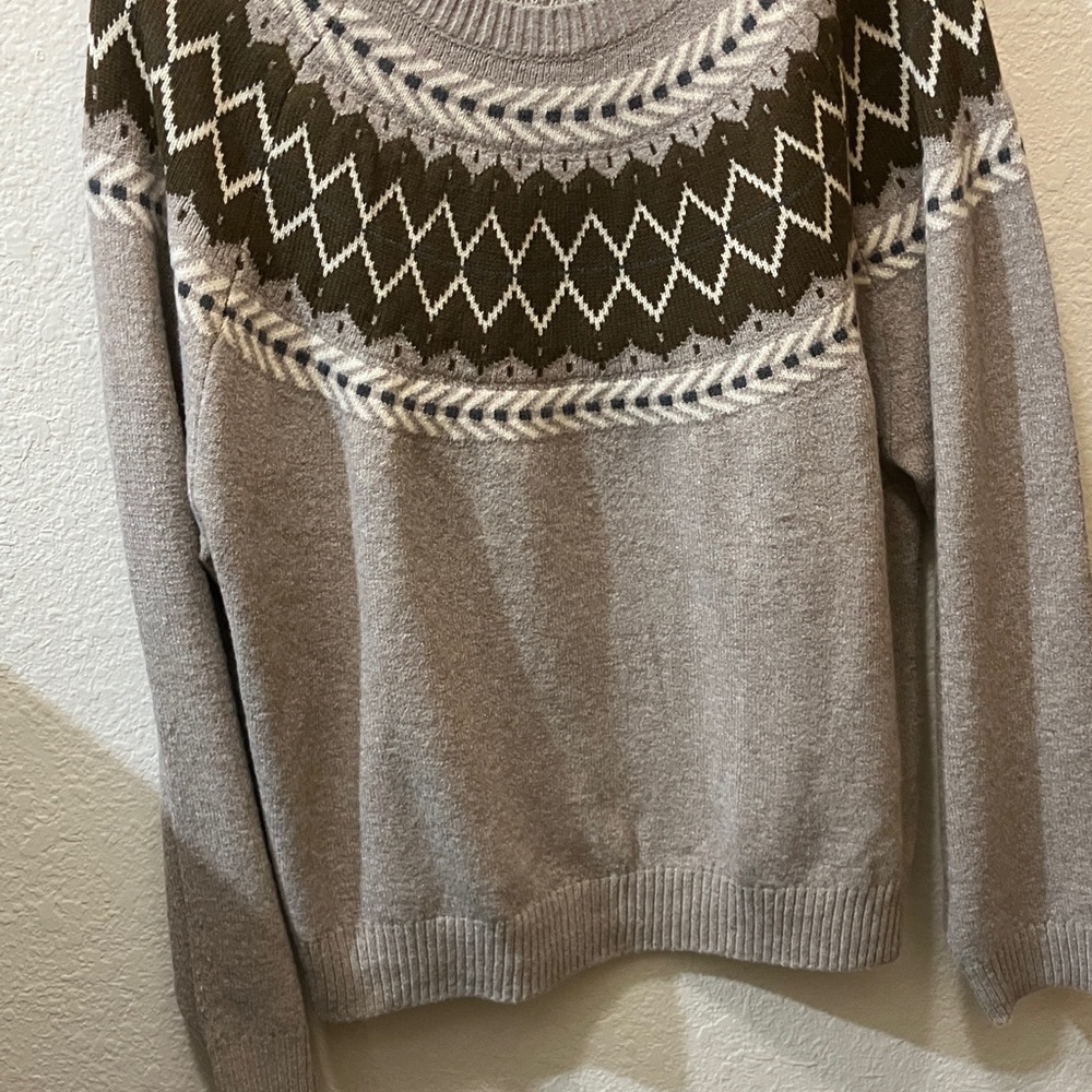 Weatherproof Gray and Olive Fair Isle Crewneck Sweater